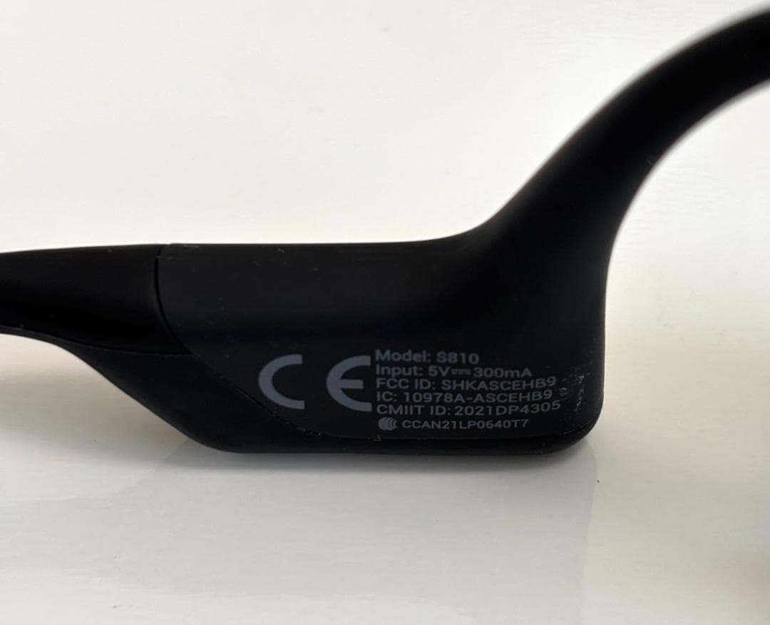 SHOKZ 骨伝導 OpenRun Proオリジナル充電ケーブルと収納ケース付き