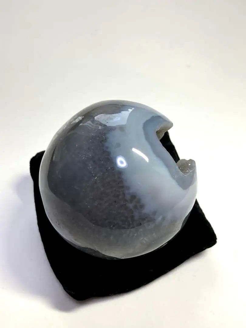 【トレジャー瑪瑙】（トレジャーアゲート）丸玉　笑口瑪瑙