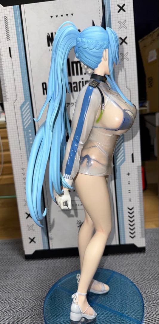 勝利の女神NIKKE ヘルム　アクアマリン　1/4スケールフィギュア