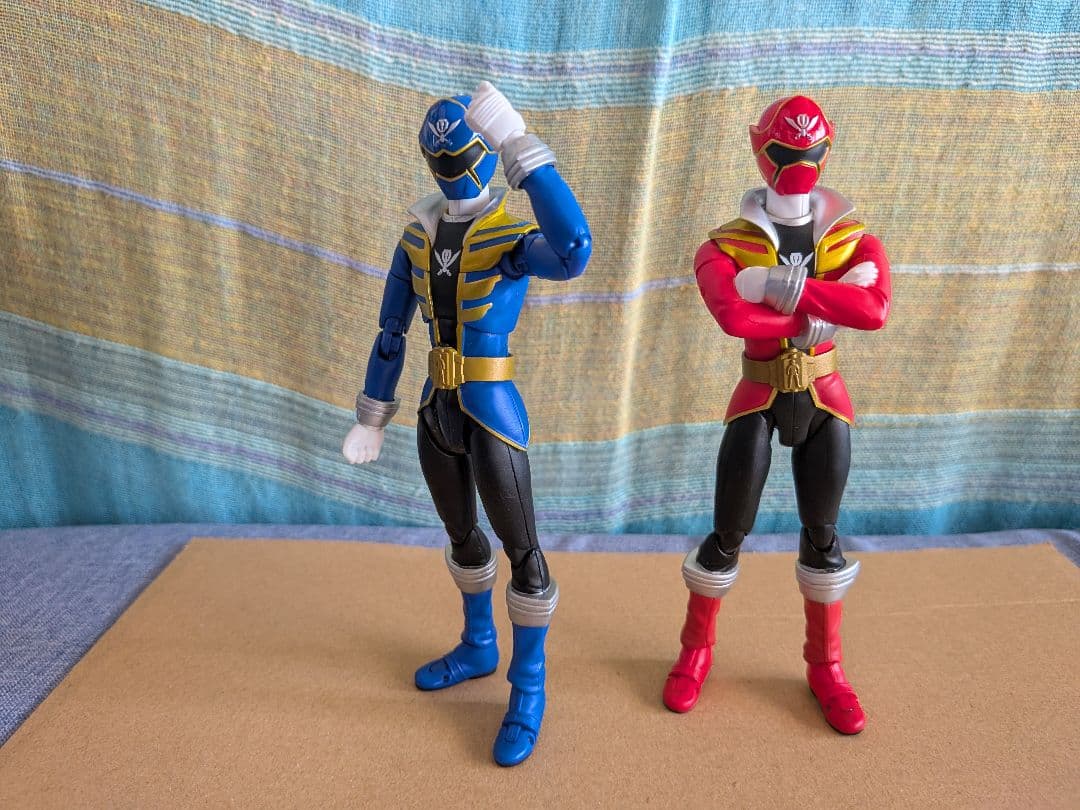 S.H.Figuartsゴーカイジャー レッド·ブルー 初回限定2個付きセット