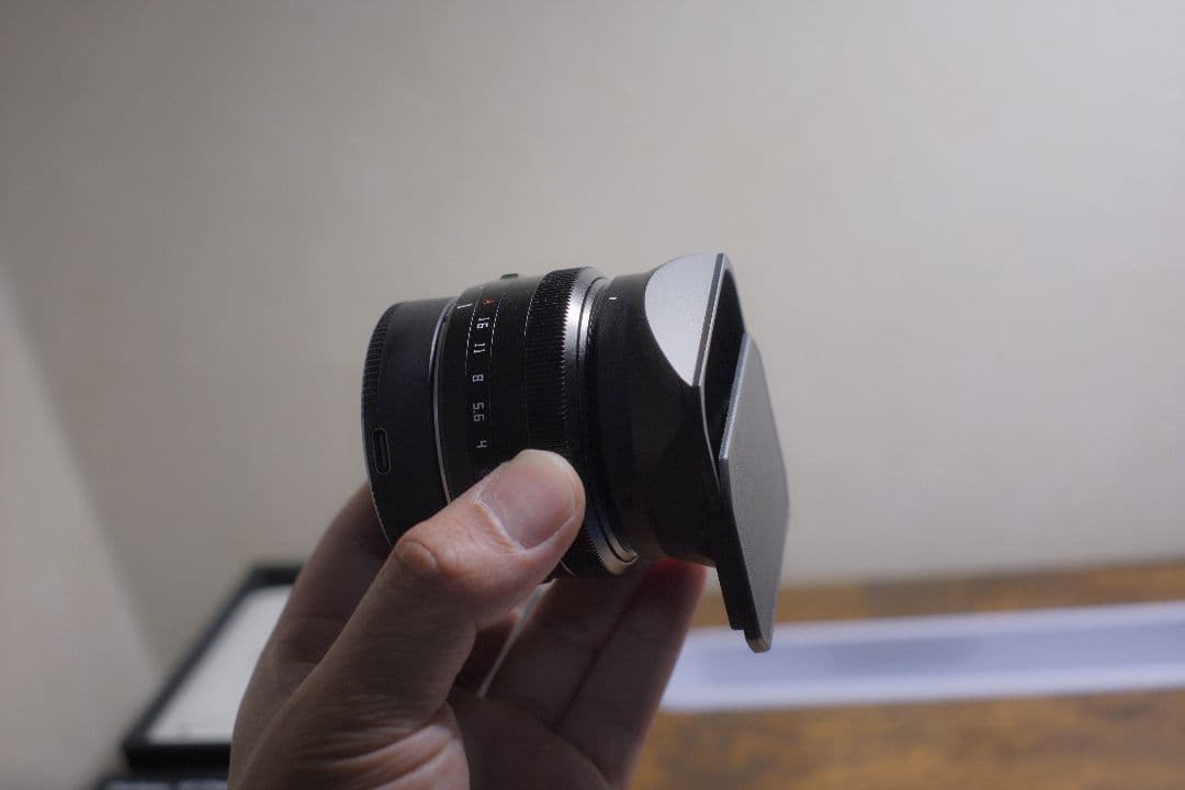 TTArtisan 27mm f/2.8 レンズ +レンズフード　フジXマウント