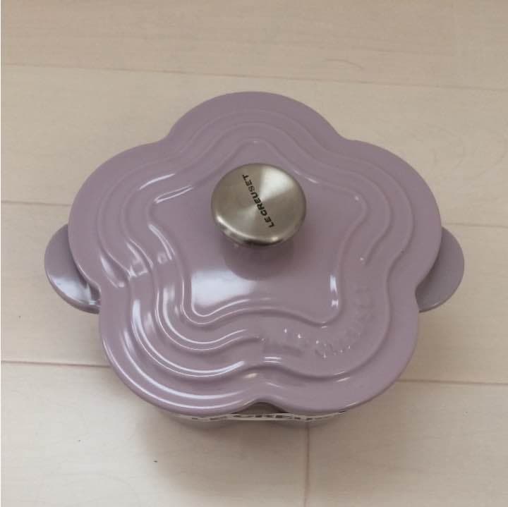 ルクルーゼ プチフルール ラベンダー