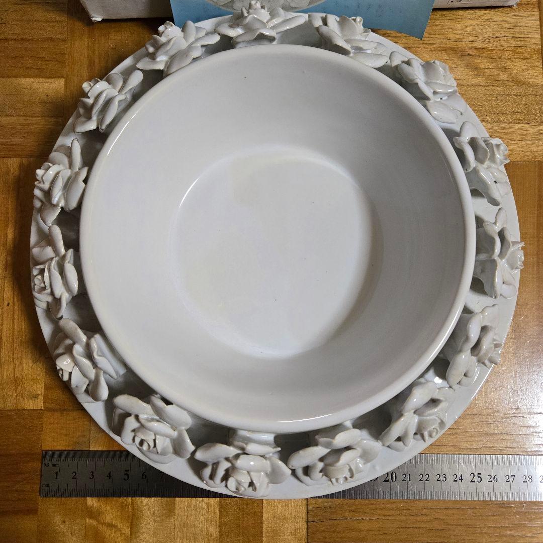 卓上　噴水　ライト　薔薇　ローズ　陶器　インテリア　オブジェ　陶器　磁器