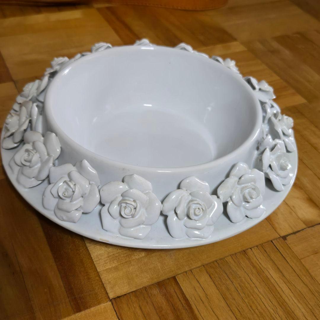 卓上　噴水　ライト　薔薇　ローズ　陶器　インテリア　オブジェ　陶器　磁器