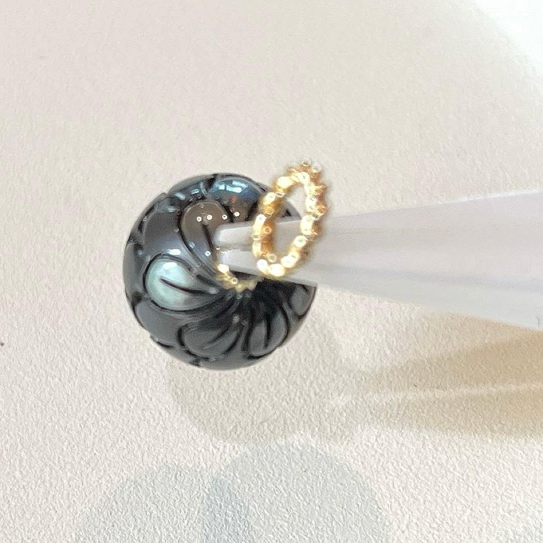 黒蝶真珠プルメリアマーメイドカービング＊ネックレストップ