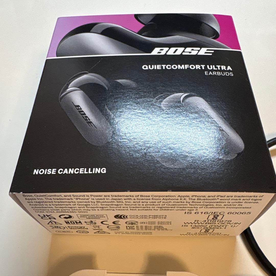 Bose Quitcomfort Ultra Earbuds 第一世代