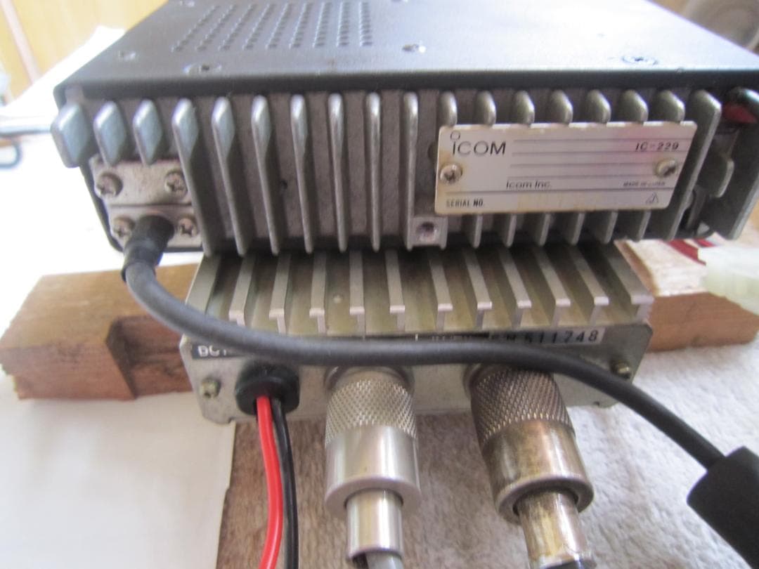 アイコム IC-229 144MHz 10W /東京ハイパワー HL-35V