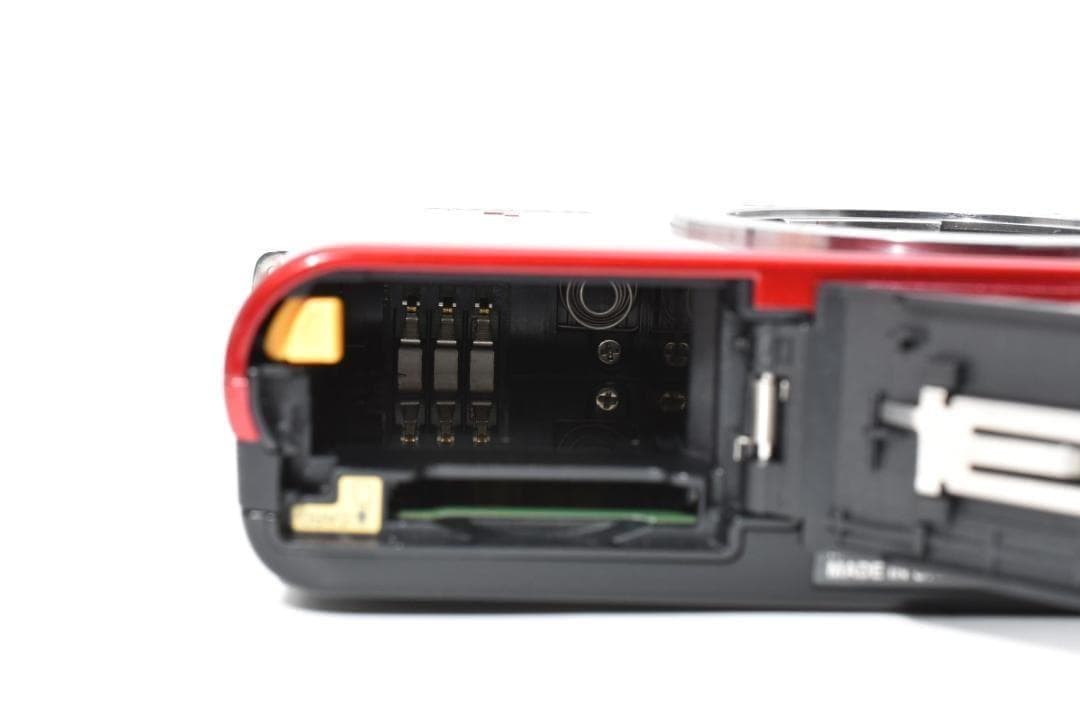 【極上品】ショット数1634回！ Nikon 1 J1 レッド 望遠レンズセット