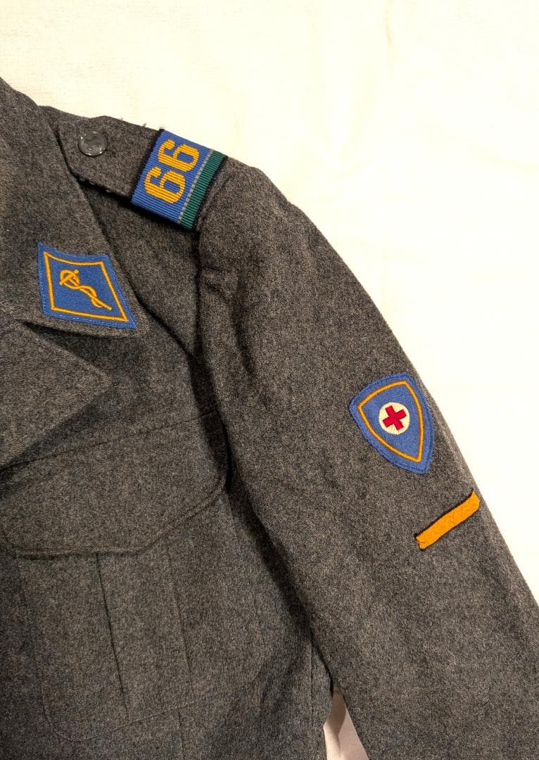 スイス軍 赤十字 衛生兵 制服 ウール 上下セット ヴィンテージ