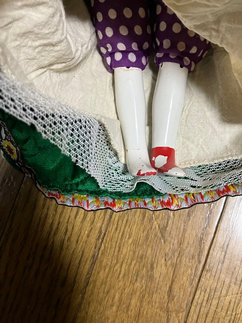 ロシア民族衣装　人形　ラタン椅子付き　アンティーク人形