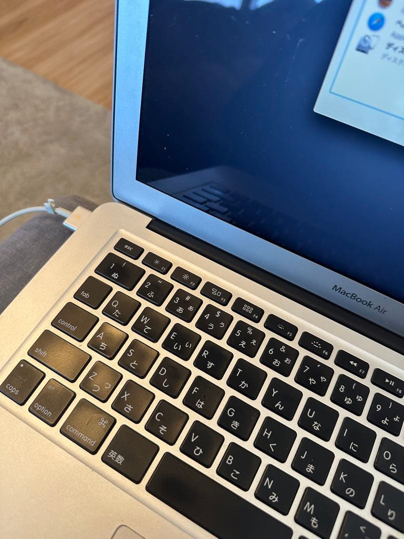 MacBook Air 13インチ 2013モデル 充電器付き 初期化済み