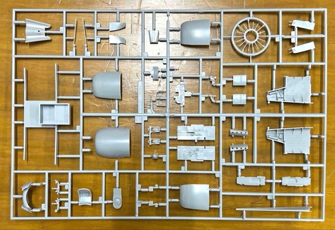 ハセガワ　サンダーボルト　P-47D　ST27　1/32　訳アリ