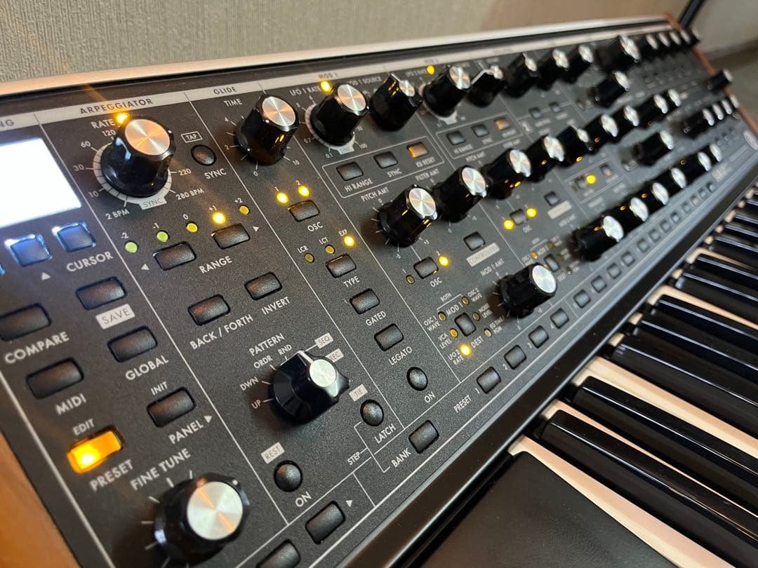 MOOG Subsequent37 アナログシンセサイザー