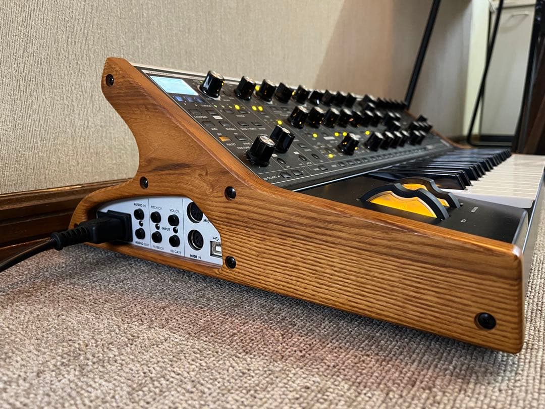 MOOG Subsequent37 アナログシンセサイザー