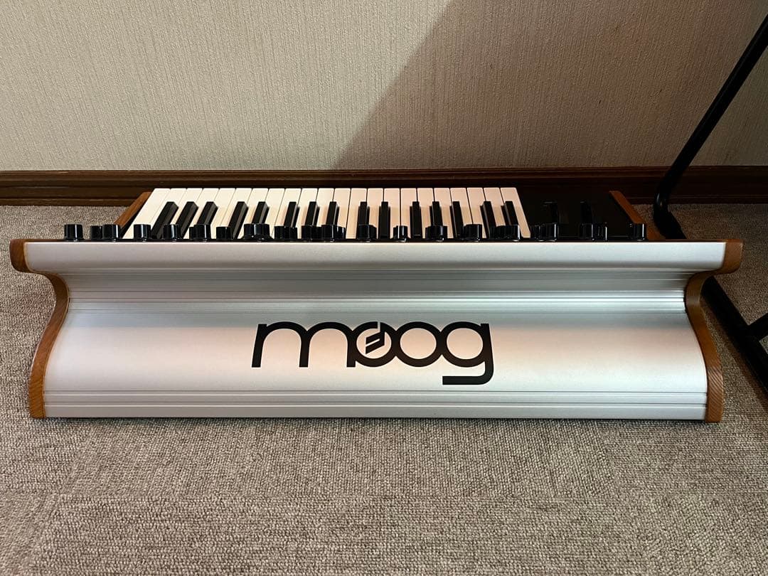 MOOG Subsequent37 アナログシンセサイザー