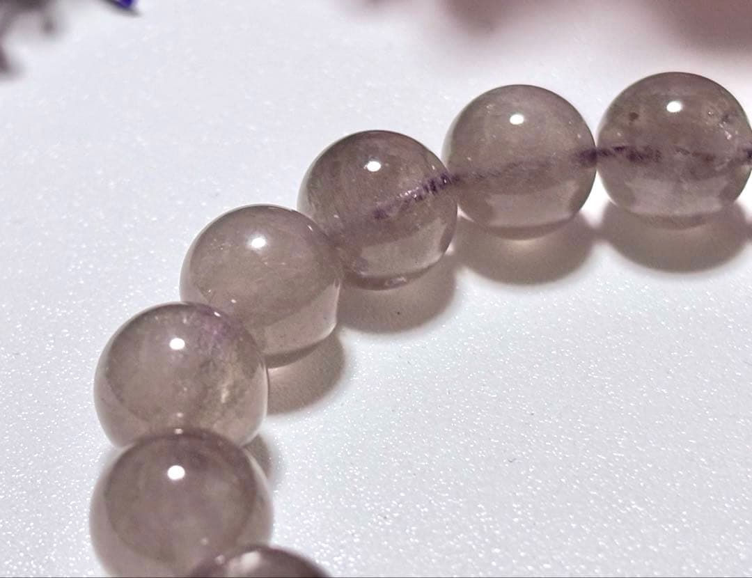 究極品質　秘蔵放出　光を纏いし神の聖石　幻のヒマラヤグレージュアメジストのブレス