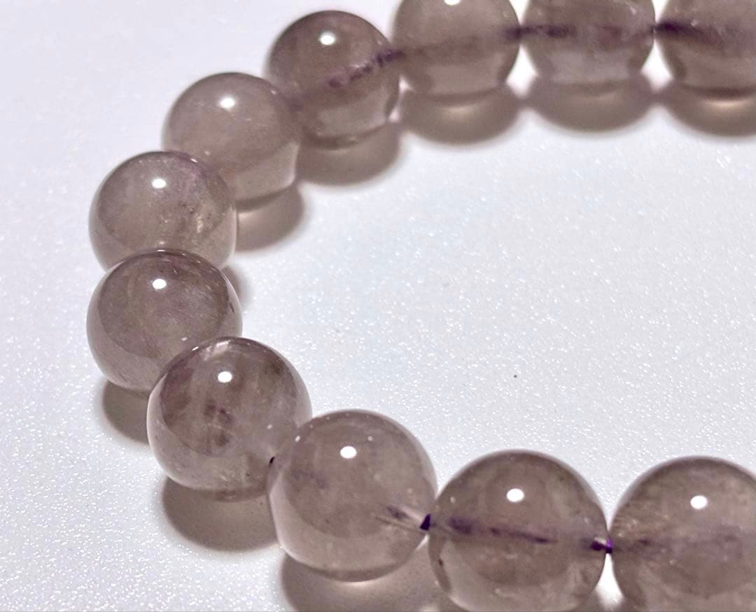 究極品質　秘蔵放出　光を纏いし神の聖石　幻のヒマラヤグレージュアメジストのブレス