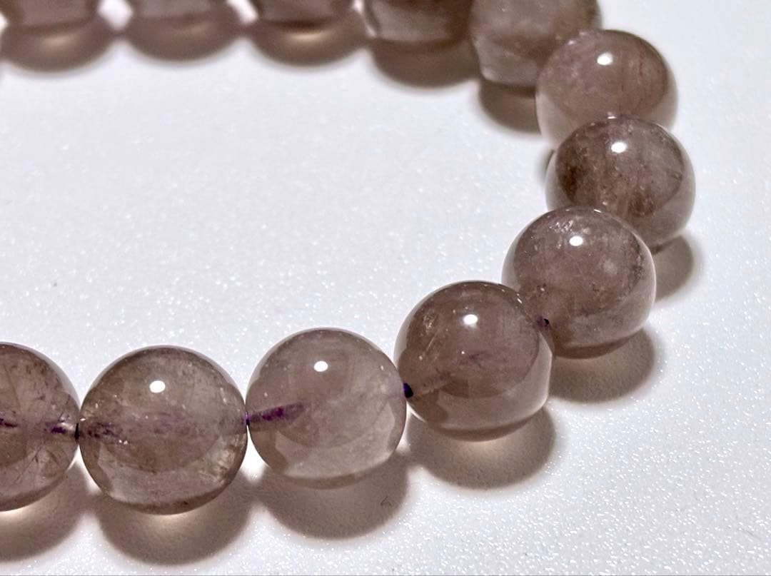 究極品質　秘蔵放出　光を纏いし神の聖石　幻のヒマラヤグレージュアメジストのブレス