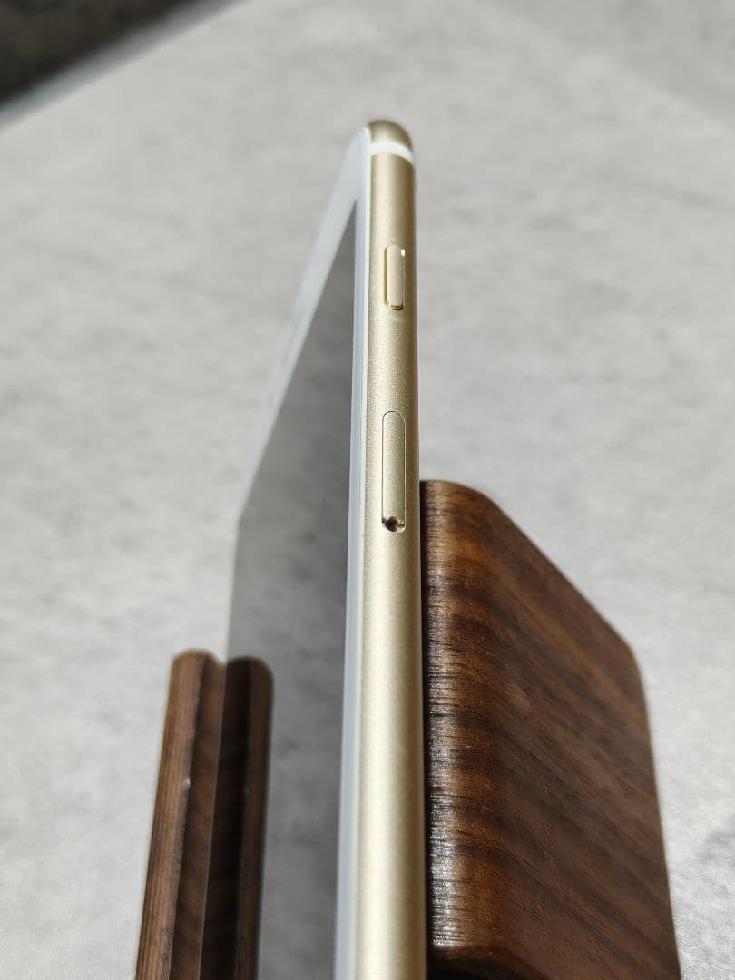 iPhone7 Plus 32GB SIMフリー スマホ