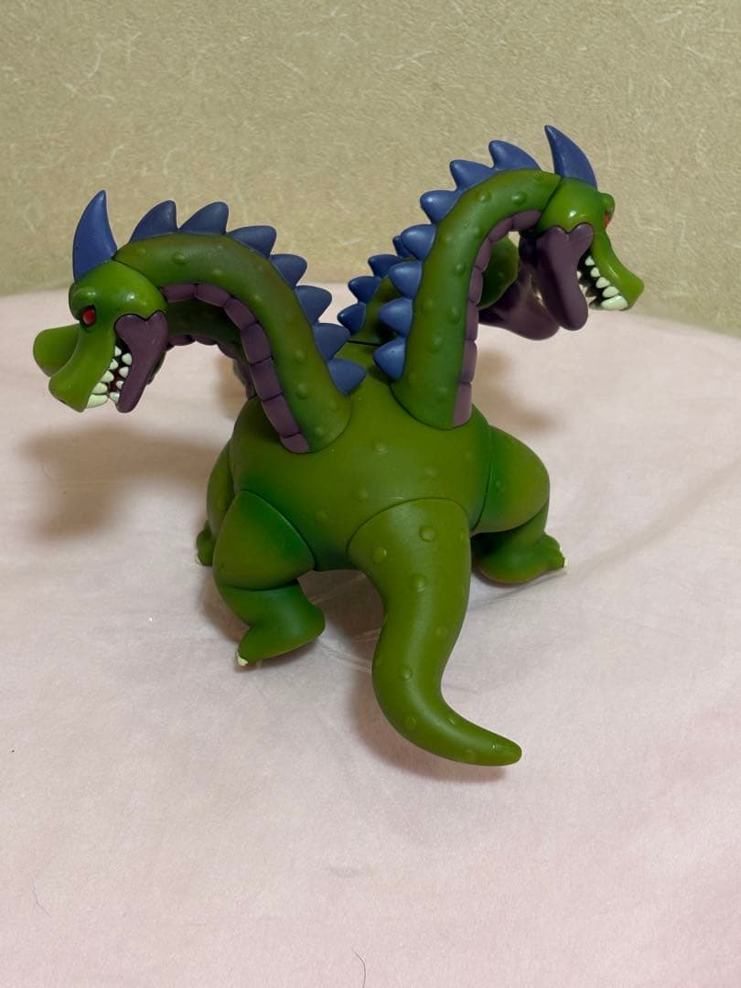 ドラクエ　【やまたのおろち】　ソフビモンスター