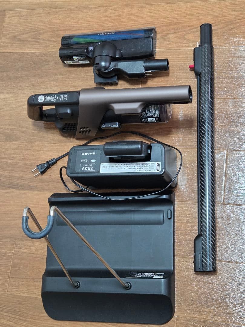 SHARP コードレスサイクロン掃除機 EC-HR7-T RACTIVE Air