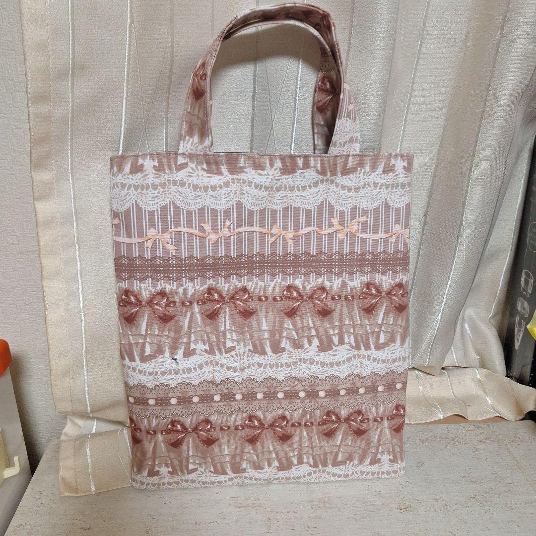 幻想的なパネル生地　ハンドメイド　まちなしバッグ　ポーチ