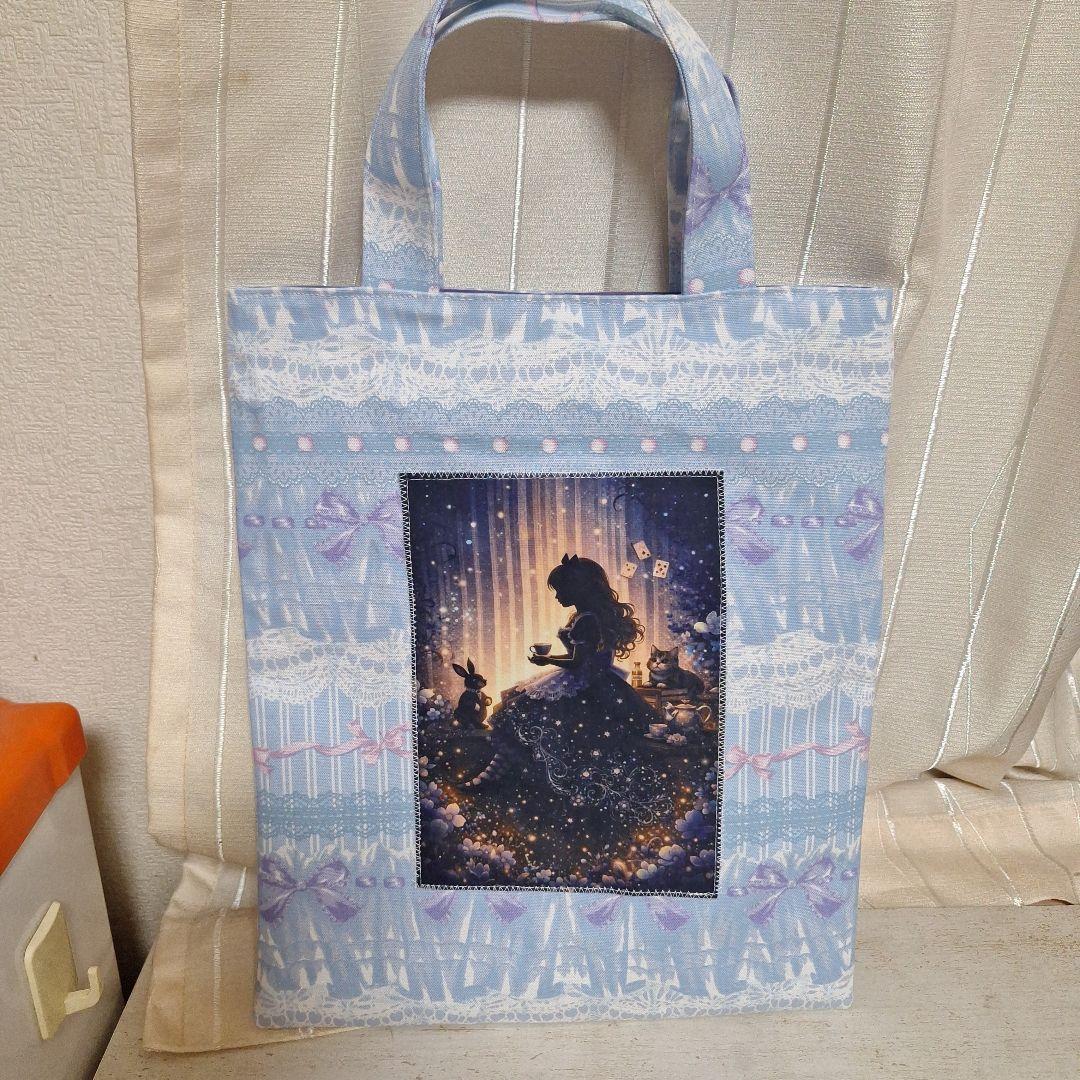 幻想的なパネル生地　ハンドメイド　まちなしバッグ　ポーチ