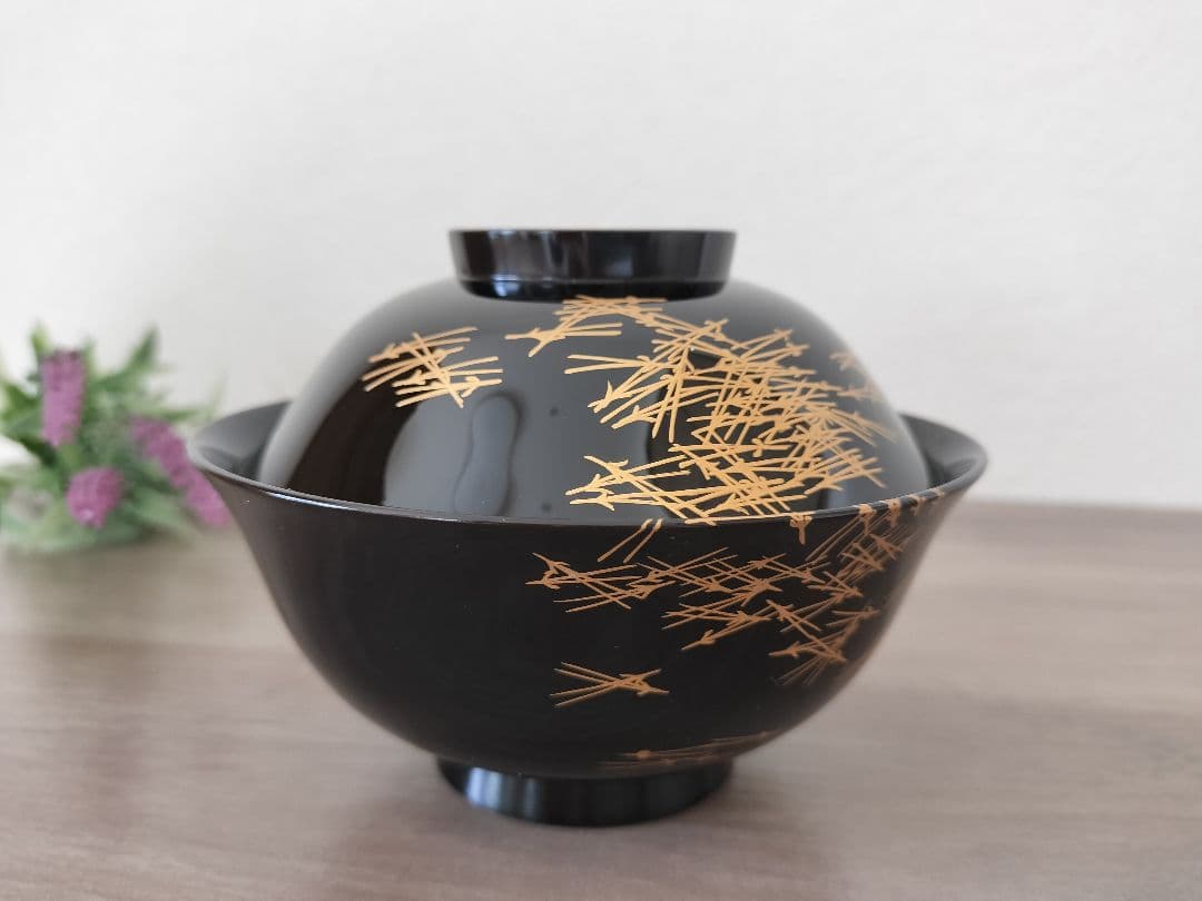 輪島塗 黒色漆器 蓋付汁椀　5客セット 松葉 金彩模様 桐箱付き