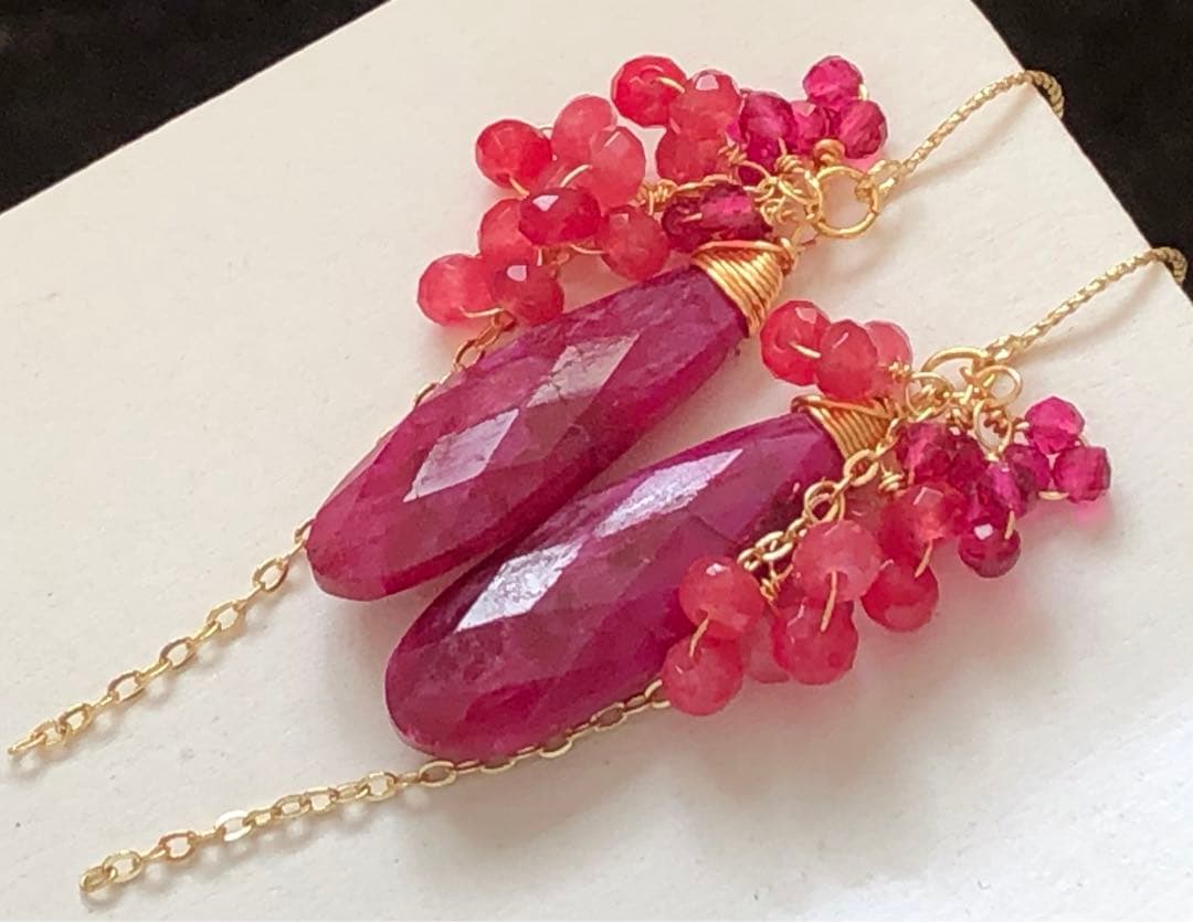 天然石☆超大粒ルビーロングペアシェイプのゴージャスピアスorイヤリング14kgf