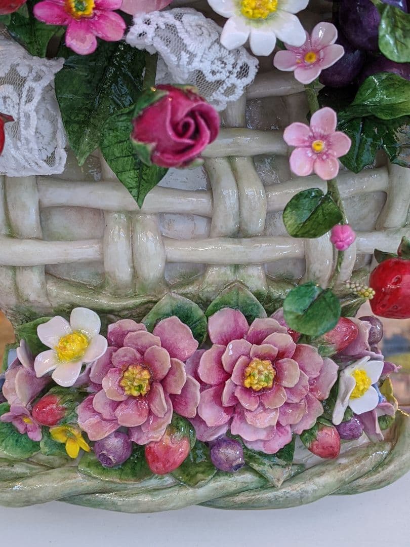 【ミッチー】クレイフラワー✨バスケット型壁掛け✨