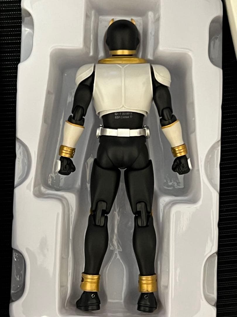 【開封】S.H.Figuarts（真骨彫製法） クウガ グローイングフォーム