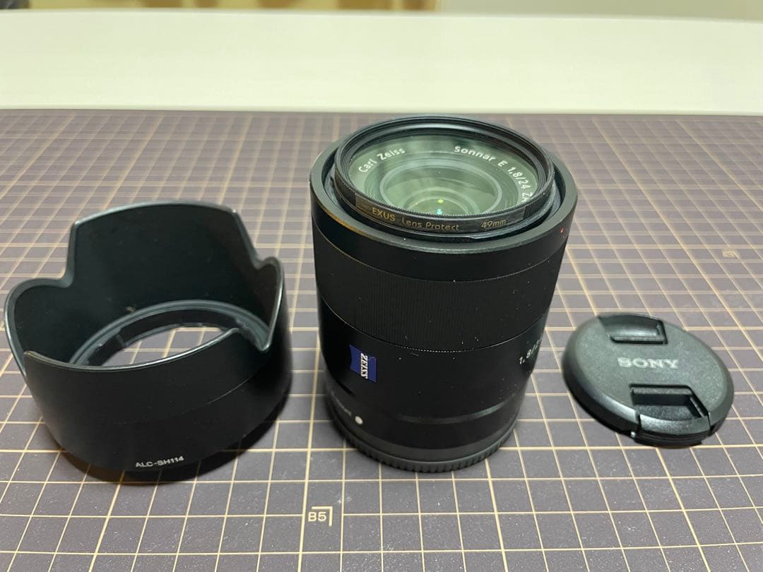 Sony E 24mm F1.8 ZA SEL24F18Z ゼニス