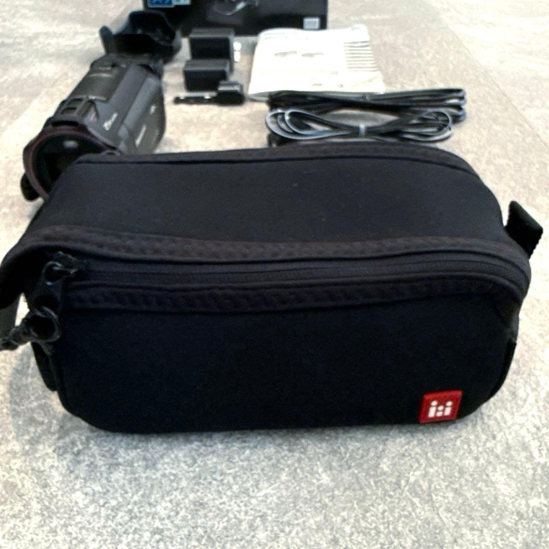 Panasonic HC-WX990M 4Kビデオカメラ ワイプ撮り ケース付