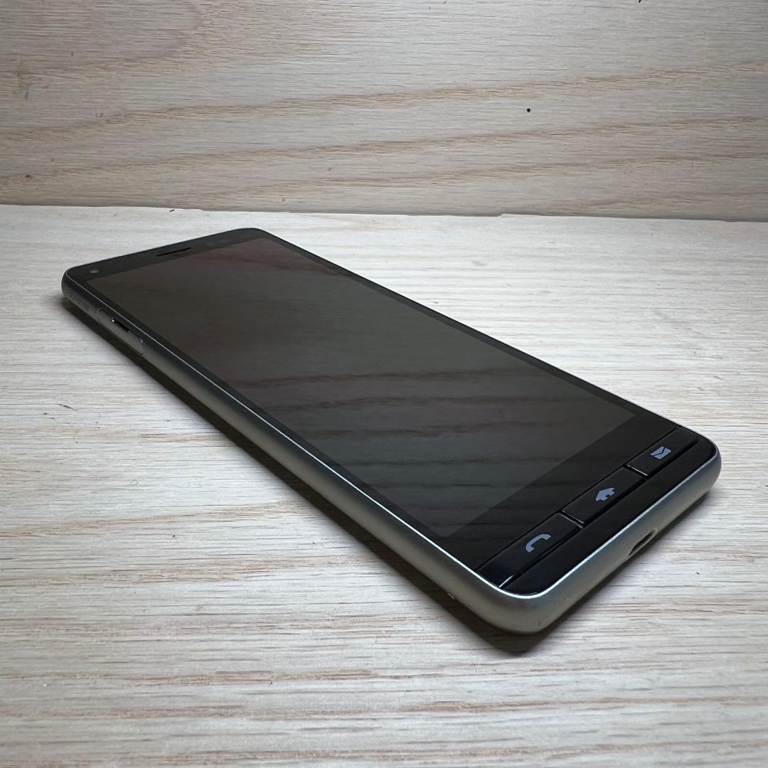 京セラ BASIO4本体　Y118