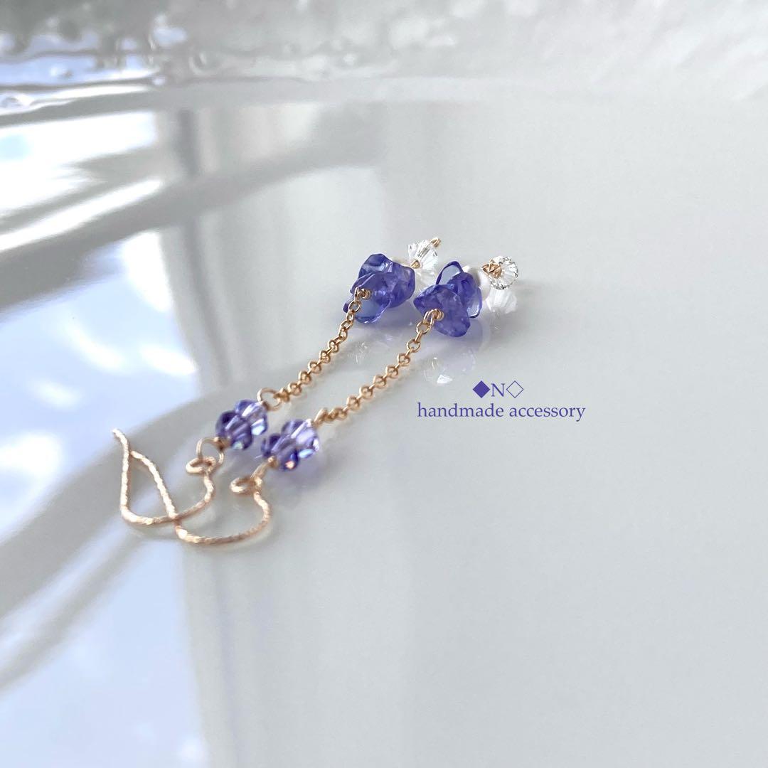 14kgf 宝石質タンザナイトチップのピアス 淡水パールとスワロフスキー