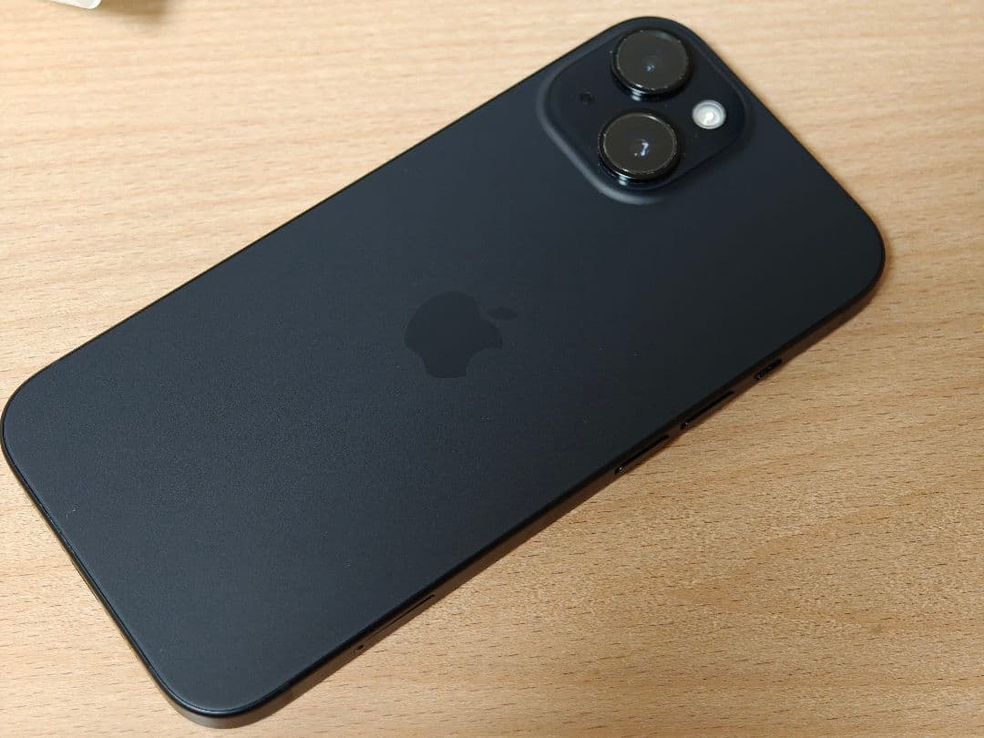 iPhone15 美品 512GB SIMフリー