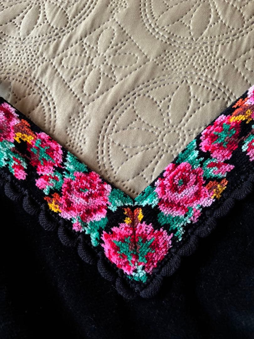 美品　FEILER フェイラー シュニール織 エプロン 黒　花柄