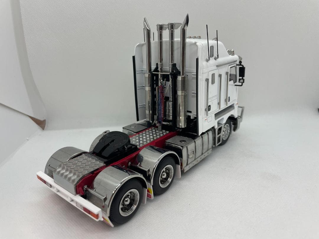 504-007 EXCLUSIVE 1/32 ケンワース K200 ホワイト