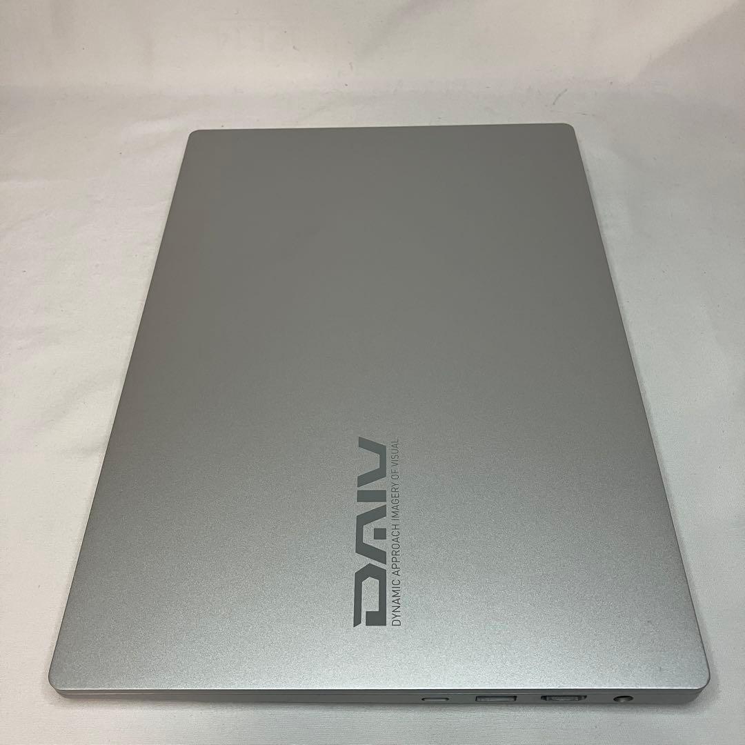準美品 DAIV 4P 第11世代 i7 32GB SSD WUXGA オフィス