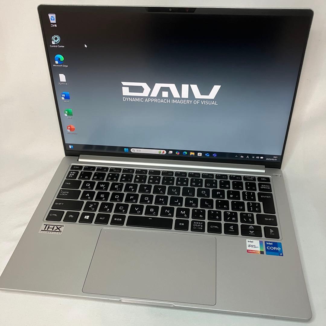 準美品 DAIV 4P 第11世代 i7 32GB SSD WUXGA オフィス