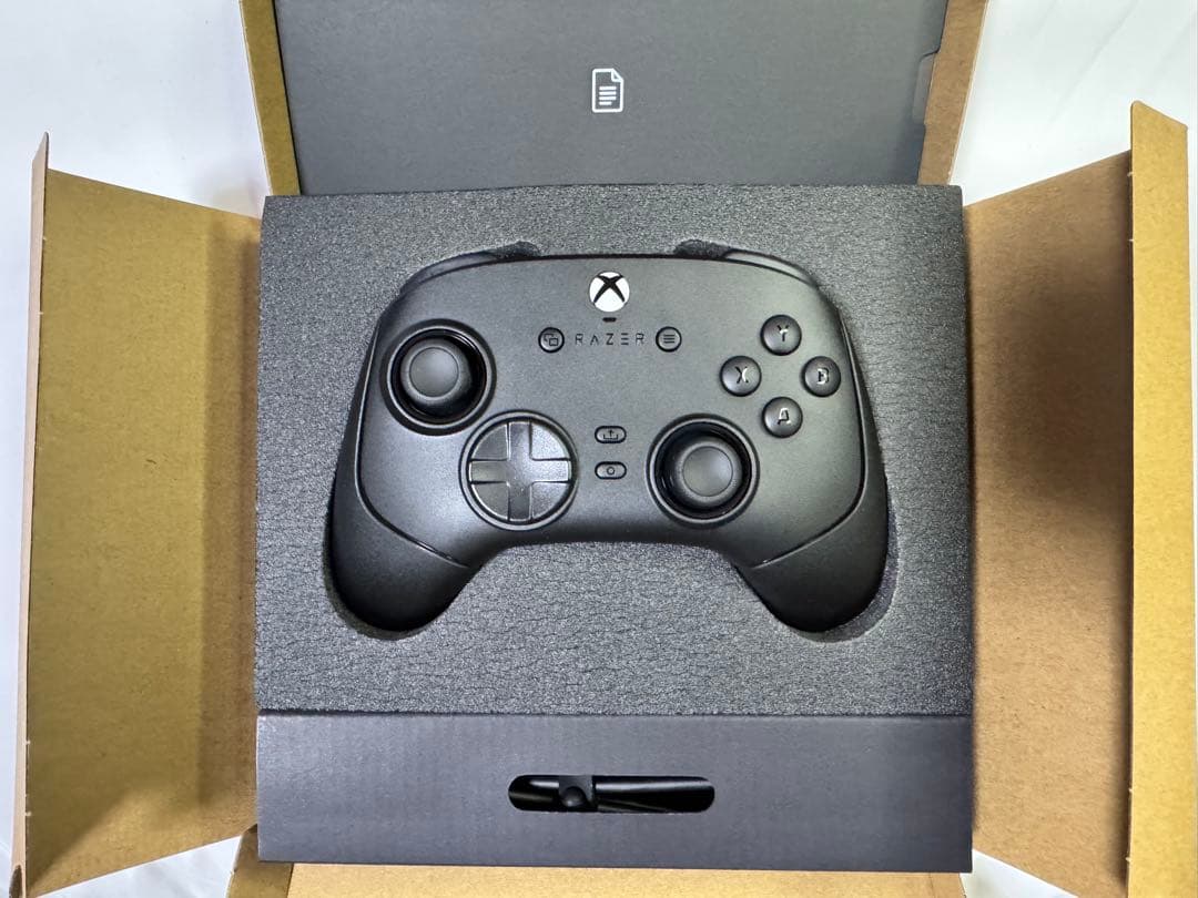 PC用ゲームコントローラー・コンバーター Razer Wolverine V3 Tournament Edition