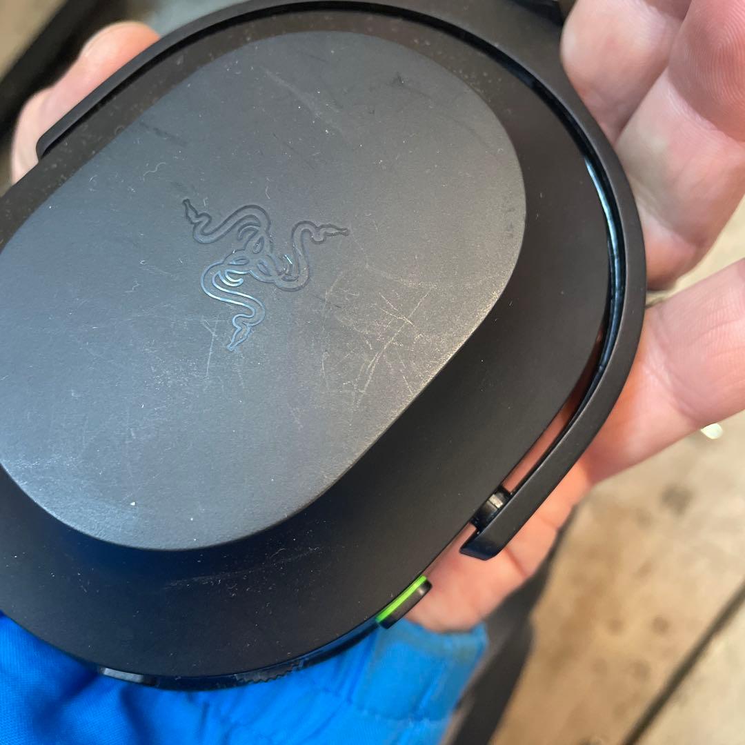 razer barracuda レーザー　バラクーダ　ヘッドフォン