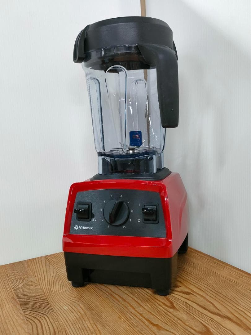 【未使用に近い】バイタミックス　E320　レッド　1593