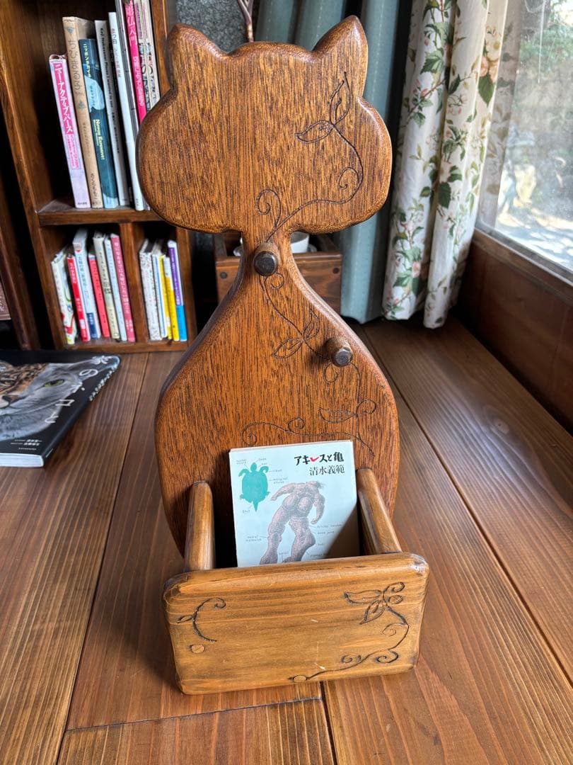 猫型木製　手作り　置物　CDや本入れ