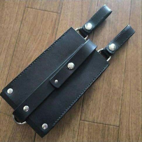 レザー スマートフォンホルダーブラック