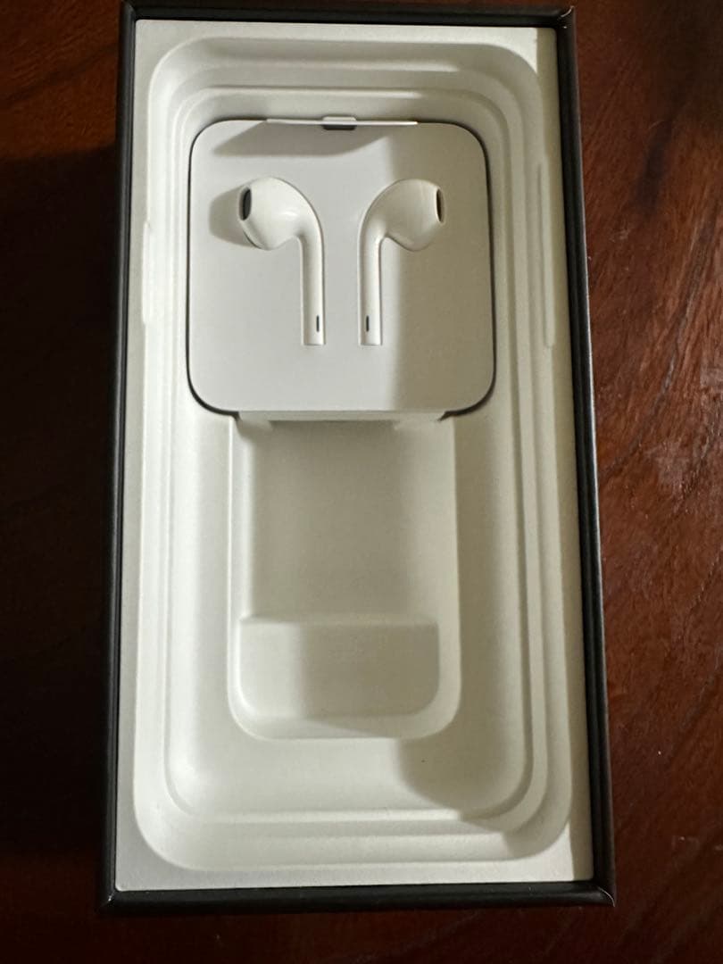 iPhone11pro本体・箱・未開封イヤホン付き
