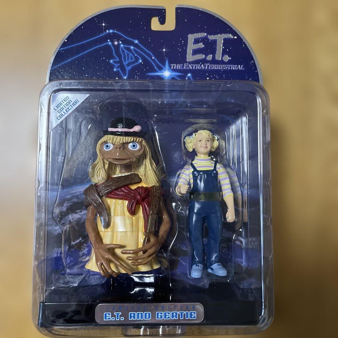 E.T GEATIRフィギュア