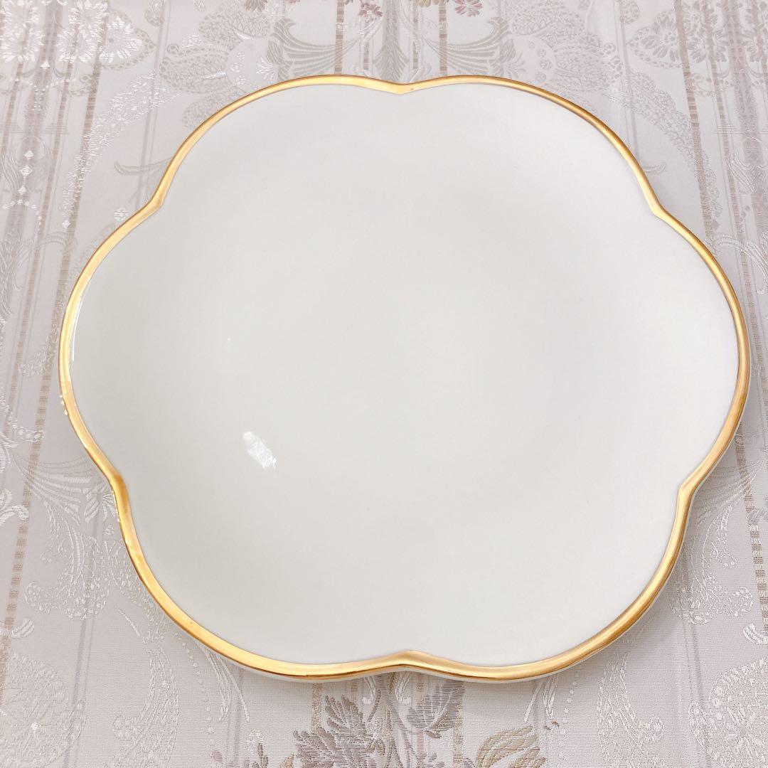 【未使用】バーニーズニューヨーク 花型プレート2枚セット フラワー イタリア製