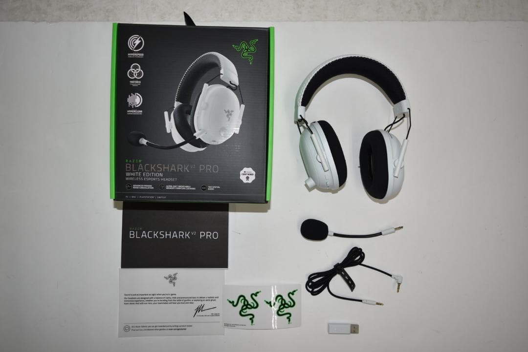 RAZER BLACKSHARK V2 PRO ホワイト24250425H01S
