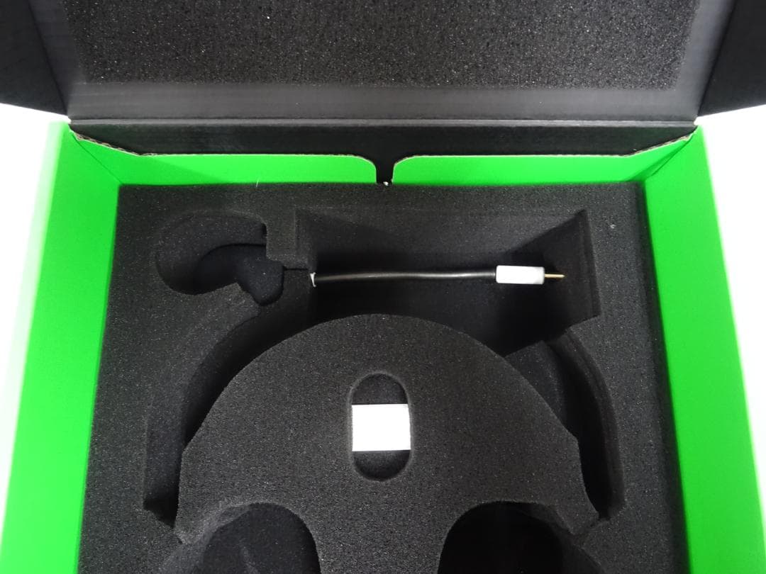 RAZER BLACKSHARK V2 PRO ホワイト24250425H01S